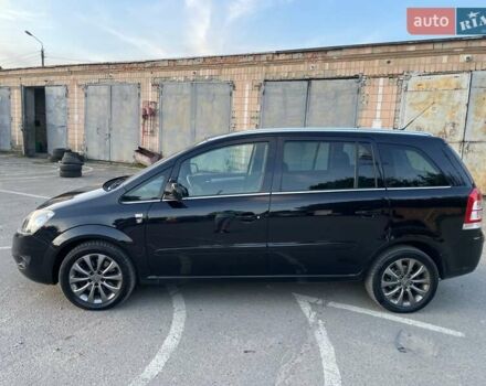 Чорний Опель Зафіра, об'ємом двигуна 1.6 л та пробігом 243 тис. км за 6400 $, фото 3 на Automoto.ua
