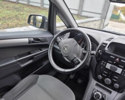 Черный Опель Зафира, объемом двигателя 1.8 л и пробегом 201 тыс. км за 6950 $, фото 15 на Automoto.ua