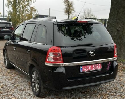 Черный Опель Зафира, объемом двигателя 1.7 л и пробегом 254 тыс. км за 7500 $, фото 3 на Automoto.ua