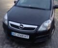 Черный Опель Зафира, объемом двигателя 1.9 л и пробегом 300 тыс. км за 8000 $, фото 1 на Automoto.ua