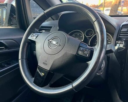 Черный Опель Зафира, объемом двигателя 1.7 л и пробегом 280 тыс. км за 7000 $, фото 13 на Automoto.ua