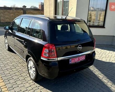 Черный Опель Зафира, объемом двигателя 1.6 л и пробегом 200 тыс. км за 6550 $, фото 25 на Automoto.ua