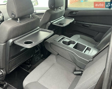 Черный Опель Зафира, объемом двигателя 1.7 л и пробегом 215 тыс. км за 6999 $, фото 7 на Automoto.ua