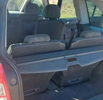 Черный Опель Зафира, объемом двигателя 1.7 л и пробегом 220 тыс. км за 7200 $, фото 17 на Automoto.ua