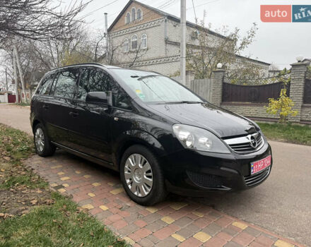 Черный Опель Зафира, объемом двигателя 1.6 л и пробегом 201 тыс. км за 7100 $, фото 8 на Automoto.ua