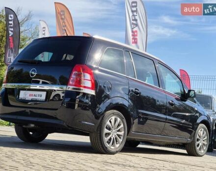 Черный Опель Зафира, объемом двигателя 2.2 л и пробегом 165 тыс. км за 8699 $, фото 14 на Automoto.ua