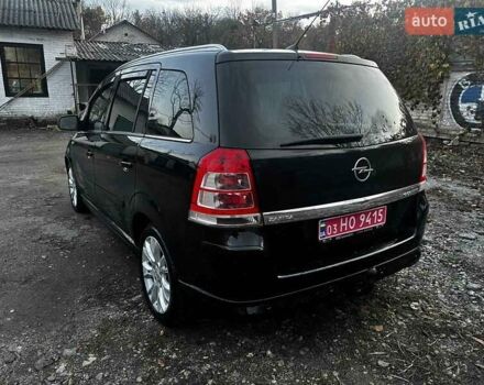 Чорний Опель Зафіра, об'ємом двигуна 0 л та пробігом 250 тис. км за 6899 $, фото 1 на Automoto.ua