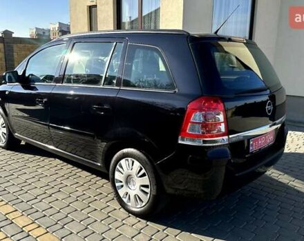 Черный Опель Зафира, объемом двигателя 1.6 л и пробегом 200 тыс. км за 6550 $, фото 18 на Automoto.ua