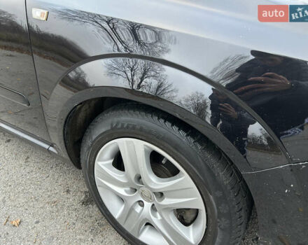 Черный Опель Зафира, объемом двигателя 1.91 л и пробегом 278 тыс. км за 6400 $, фото 15 на Automoto.ua