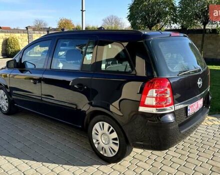 Черный Опель Зафира, объемом двигателя 1.6 л и пробегом 200 тыс. км за 6550 $, фото 2 на Automoto.ua