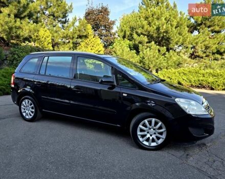 Чорний Опель Зафіра, об'ємом двигуна 1.8 л та пробігом 230 тис. км за 6300 $, фото 4 на Automoto.ua