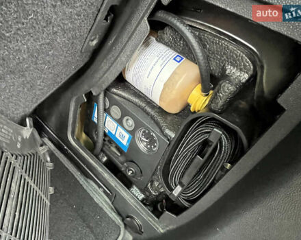 Черный Опель Зафира, объемом двигателя 1.7 л и пробегом 215 тыс. км за 6999 $, фото 22 на Automoto.ua