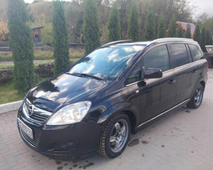 Черный Опель Зафира, объемом двигателя 1.7 л и пробегом 305 тыс. км за 7000 $, фото 5 на Automoto.ua