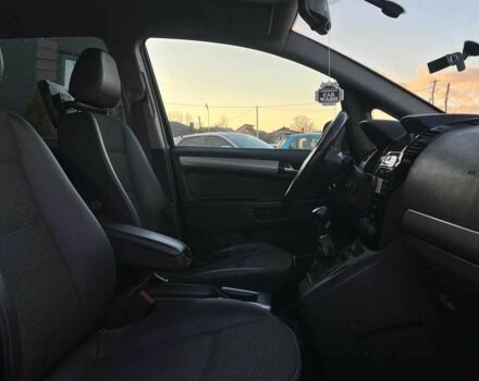 Черный Опель Зафира, объемом двигателя 1.7 л и пробегом 280 тыс. км за 7000 $, фото 17 на Automoto.ua