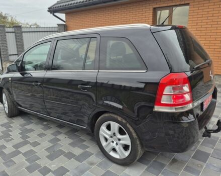 Черный Опель Зафира, объемом двигателя 1.8 л и пробегом 201 тыс. км за 6950 $, фото 5 на Automoto.ua