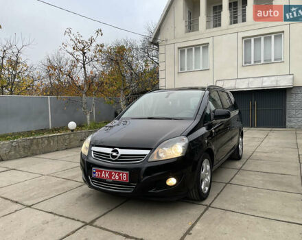 Черный Опель Зафира, объемом двигателя 1.7 л и пробегом 260 тыс. км за 6999 $, фото 2 на Automoto.ua