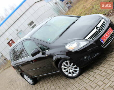 Черный Опель Зафира, объемом двигателя 1.8 л и пробегом 220 тыс. км за 7499 $, фото 5 на Automoto.ua