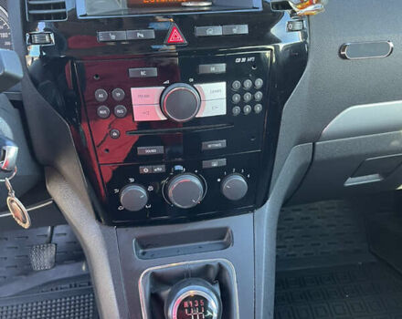 Чорний Опель Зафіра, об'ємом двигуна 1.7 л та пробігом 270 тис. км за 7550 $, фото 8 на Automoto.ua