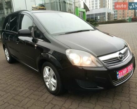 Черный Опель Зафира, объемом двигателя 1.7 л и пробегом 244 тыс. км за 7650 $, фото 8 на Automoto.ua