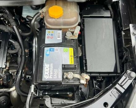 Черный Опель Зафира, объемом двигателя 1.6 л и пробегом 221 тыс. км за 6999 $, фото 67 на Automoto.ua