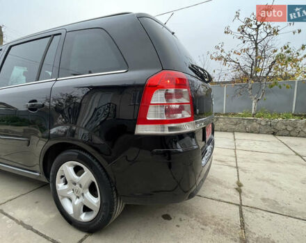 Черный Опель Зафира, объемом двигателя 1.7 л и пробегом 260 тыс. км за 6999 $, фото 15 на Automoto.ua