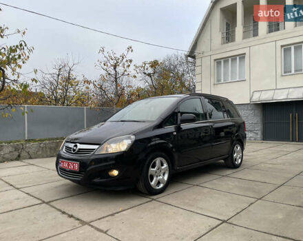 Черный Опель Зафира, объемом двигателя 1.7 л и пробегом 260 тыс. км за 6999 $, фото 3 на Automoto.ua