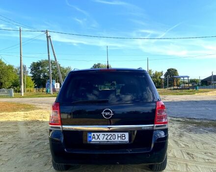 Чорний Опель Зафіра, об'ємом двигуна 1.7 л та пробігом 230 тис. км за 7200 $, фото 2 на Automoto.ua