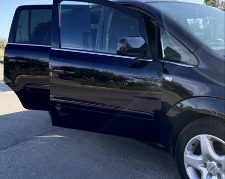 Чорний Опель Зафіра, об'ємом двигуна 1.7 л та пробігом 285 тис. км за 6500 $, фото 4 на Automoto.ua