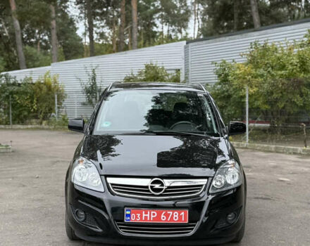 Черный Опель Зафира, объемом двигателя 1.6 л и пробегом 177 тыс. км за 7700 $, фото 3 на Automoto.ua