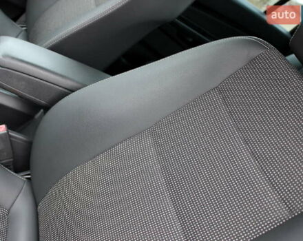 Черный Опель Зафира, объемом двигателя 1.8 л и пробегом 220 тыс. км за 7499 $, фото 36 на Automoto.ua