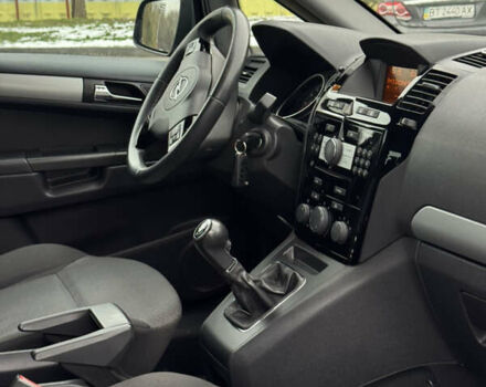 Черный Опель Зафира, объемом двигателя 1.8 л и пробегом 247 тыс. км за 7599 $, фото 31 на Automoto.ua