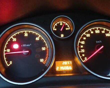 Чорний Опель Зафіра, об'ємом двигуна 1.7 л та пробігом 215 тис. км за 7500 $, фото 2 на Automoto.ua