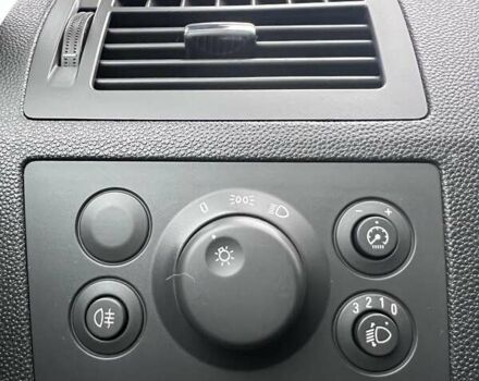 Черный Опель Зафира, объемом двигателя 1.8 л и пробегом 166 тыс. км за 7999 $, фото 30 на Automoto.ua