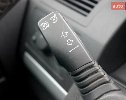 Черный Опель Зафира, объемом двигателя 1.8 л и пробегом 220 тыс. км за 7499 $, фото 70 на Automoto.ua