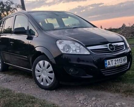 Чорний Опель Зафіра, об'ємом двигуна 1.7 л та пробігом 215 тис. км за 7500 $, фото 4 на Automoto.ua