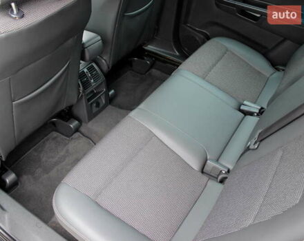 Черный Опель Зафира, объемом двигателя 1.8 л и пробегом 220 тыс. км за 7499 $, фото 40 на Automoto.ua