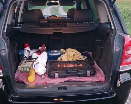 Чорний Опель Зафіра, об'ємом двигуна 1.7 л та пробігом 215 тис. км за 7500 $, фото 12 на Automoto.ua