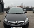 Черный Опель Зафира, объемом двигателя 1.6 л и пробегом 150 тыс. км за 7500 $, фото 1 на Automoto.ua