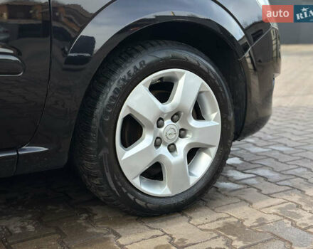 Чорний Опель Зафіра, об'ємом двигуна 1.8 л та пробігом 210 тис. км за 8199 $, фото 11 на Automoto.ua