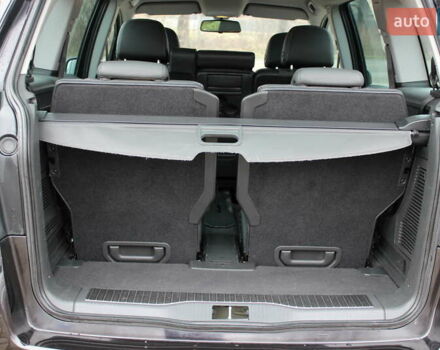 Черный Опель Зафира, объемом двигателя 1.8 л и пробегом 220 тыс. км за 7499 $, фото 78 на Automoto.ua