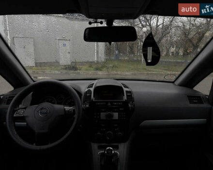 Черный Опель Зафира, объемом двигателя 0 л и пробегом 287 тыс. км за 6999 $, фото 18 на Automoto.ua