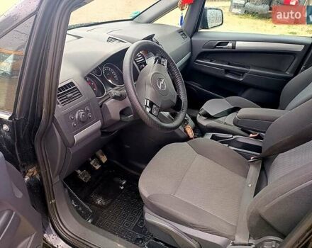 Чорний Опель Зафіра, об'ємом двигуна 1.7 л та пробігом 263 тис. км за 6000 $, фото 5 на Automoto.ua