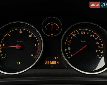 Черный Опель Зафира, объемом двигателя 0 л и пробегом 287 тыс. км за 6999 $, фото 10 на Automoto.ua