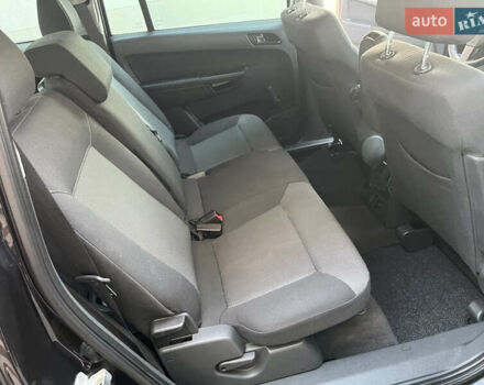 Черный Опель Зафира, объемом двигателя 0 л и пробегом 209 тыс. км за 8700 $, фото 18 на Automoto.ua