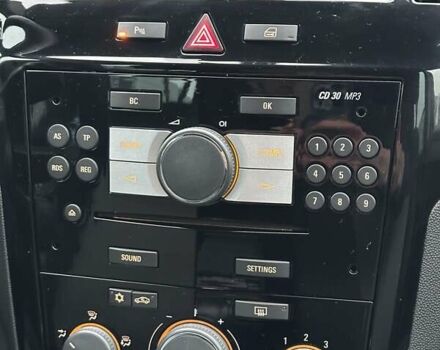 Чорний Опель Зафіра, об'ємом двигуна 1.8 л та пробігом 166 тис. км за 7900 $, фото 16 на Automoto.ua