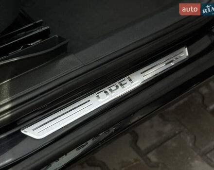 Чорний Опель Зафіра, об'ємом двигуна 1.8 л та пробігом 210 тис. км за 8199 $, фото 97 на Automoto.ua