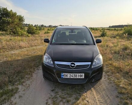 Чорний Опель Зафіра, об'ємом двигуна 1.7 л та пробігом 205 тис. км за 6700 $, фото 4 на Automoto.ua