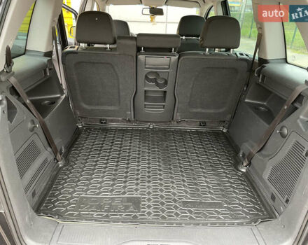 Черный Опель Зафира, объемом двигателя 1.7 л и пробегом 278 тыс. км за 7300 $, фото 20 на Automoto.ua