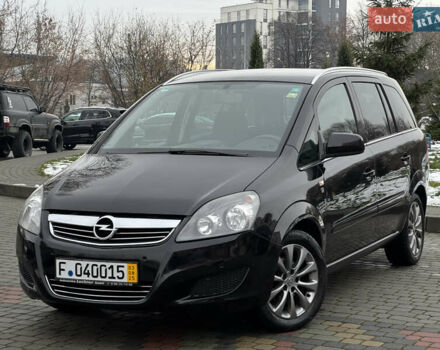 Черный Опель Зафира, объемом двигателя 1.8 л и пробегом 247 тыс. км за 7599 $, фото 1 на Automoto.ua