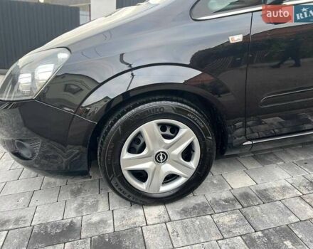 Черный Опель Зафира, объемом двигателя 1.6 л и пробегом 221 тыс. км за 7399 $, фото 22 на Automoto.ua